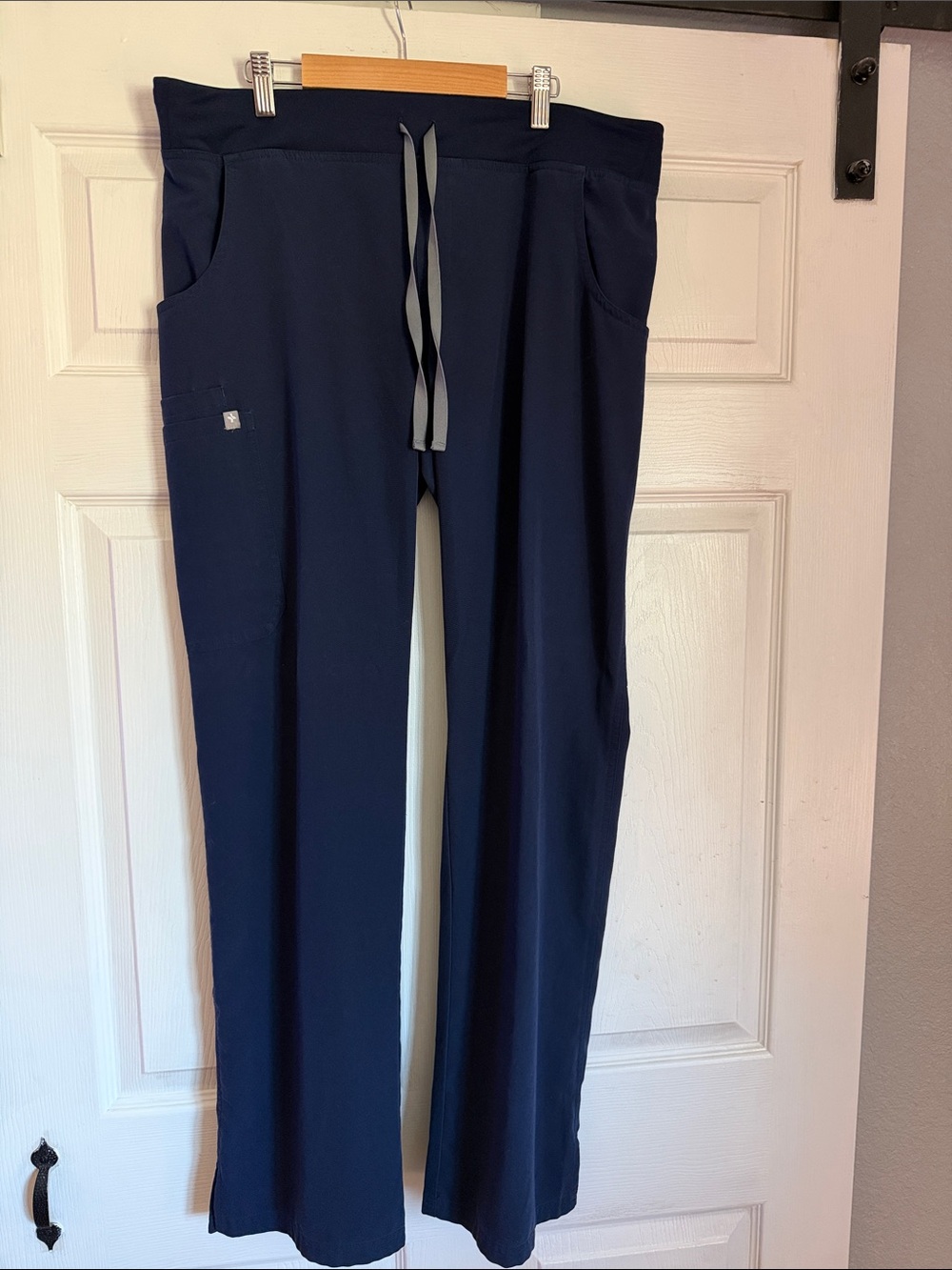 Figs Women's Navy Blue Drawstring Scrub Pants